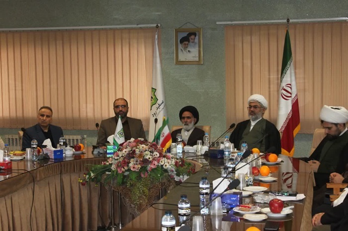 بازدید نماینده ولی فقیه در وزارت جهاد کشاورزی از ظرفیت‌های تولیدی شرکت سفیدرود 