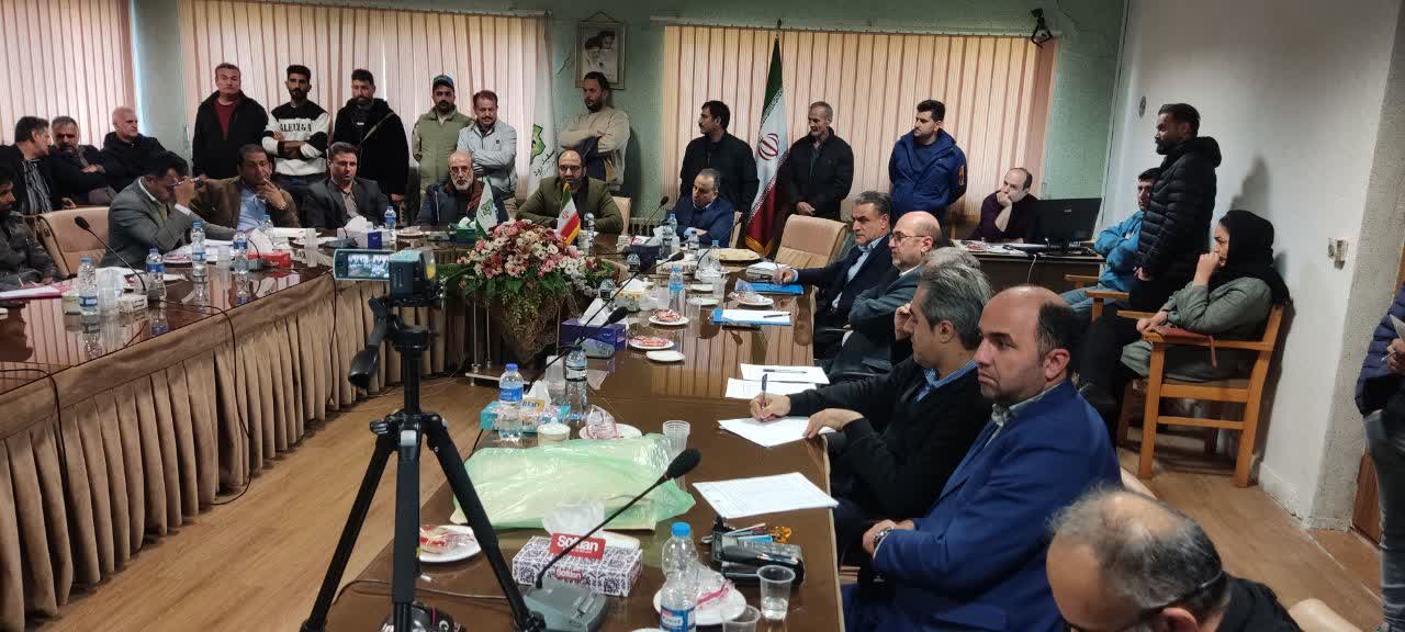 حضور گسترده و رقابت سازنده در مزایده اراضی حاصلخیز شرکت، نشان‌دهنده اعتماد سرمایه‌گذاران و کشاورزان به ظرفیت‌های تولیدی مجموعه سفیدرود و نویدبخش استمرار رونق تولید